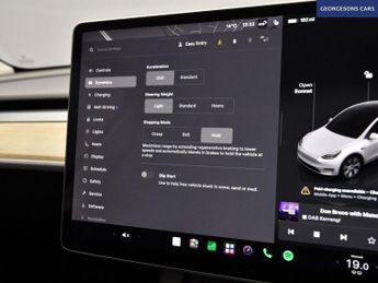 TESLA MODEL Y SUV 5dr Electric Auto RWD (346 ps)