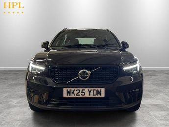 VOLVO XC40 2.0 B4 MHEV Plus Dark SUV 5dr Petrol Hybrid DCT Auto Euro 6 (s/s