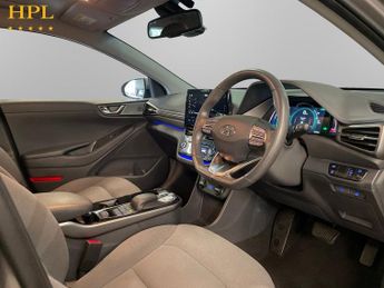 HYUNDAI IONIQ 38.3kWh Premium Hatchback 5dr Electric Auto (136 ps)