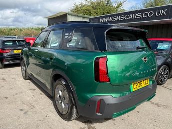MINI Electric Countryman E 66.5kWh Classic SUV 5dr Electric Auto (204 ps)