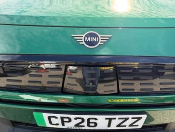 MINI Electric Countryman E 66.5kWh Classic SUV 5dr Electric Auto (204 ps)
