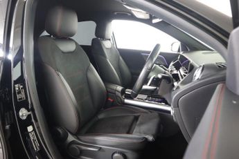 MERCEDES-BENZ GLA 2.0 GLA200d AMG Line (Premium) 8G-DCT Euro 6 (s/s) 5dr