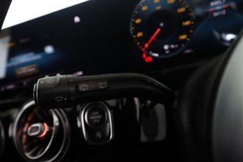 MERCEDES-BENZ GLA 2.0 GLA200d AMG Line (Premium) 8G-DCT Euro 6 (s/s) 5dr