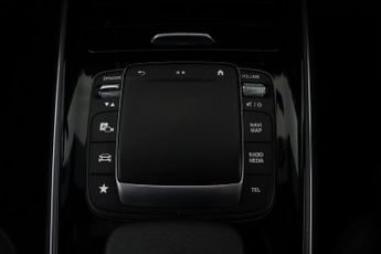 MERCEDES-BENZ GLA 2.0 GLA200d AMG Line (Premium) 8G-DCT Euro 6 (s/s) 5dr