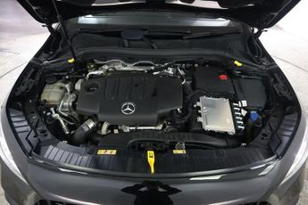MERCEDES-BENZ GLA 2.0 GLA200d AMG Line (Premium) 8G-DCT Euro 6 (s/s) 5dr