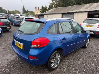 RENAULT CLIO 1.6 VVT Dynamique TomTom Sport Tourer 5dr Petrol Auto Euro 5 (11
