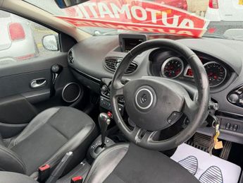 RENAULT CLIO 1.6 VVT Dynamique TomTom Sport Tourer 5dr Petrol Auto Euro 5 (11