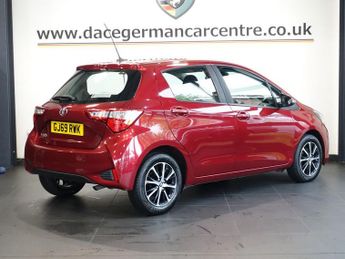 TOYOTA YARIS 1.5 VVT-i Icon Tech Hatchback 5dr Petrol CVT Euro 6 (111 ps)