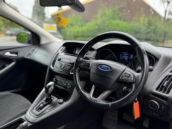 FORD FOCUS 1.6 Zetec Hatchback 5dr Petrol Powershift Euro 6 (125 ps)