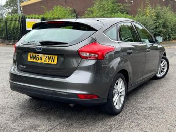 FORD FOCUS 1.6 Zetec Hatchback 5dr Petrol Powershift Euro 6 (125 ps)