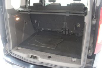 FORD TOURNEO CONNECT 1.5 EcoBlue Titanium MPV 5dr Diesel Auto Euro 6 (stop/start) (12