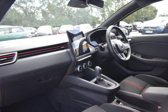 RENAULT CLIO 1.6 E-TECH RS Line Hatchback 5dr Petrol Hybrid Auto Euro 6 (s/s)