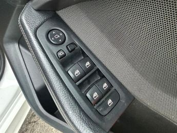 BMW 1 SERIES 1.5l 5dr Auto 134 BHP