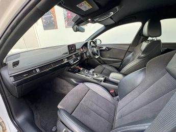 AUDI A4 2.0 TFSI 35 Black Edition Saloon 4dr Petrol S Tronic Euro 6 (s/s