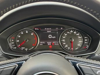 AUDI A4 2.0 TFSI 35 Black Edition Saloon 4dr Petrol S Tronic Euro 6 (s/s