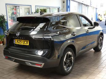 NISSAN QASHQAI 1.3 DIG-T MHEV N-Connecta SUV 5dr Petrol Hybrid Manual Euro 6 (s