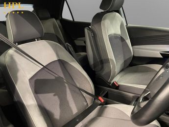 VOLKSWAGEN ID.3 Pro Performance 58kWh Style Hatchback 5dr Electric Auto (204 ps)