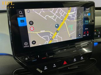 VOLKSWAGEN ID.3 Pro Performance 58kWh Style Hatchback 5dr Electric Auto (204 ps)
