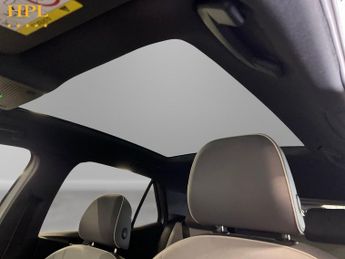 VOLKSWAGEN ID.3 Pro Performance 58kWh Style Hatchback 5dr Electric Auto (204 ps)