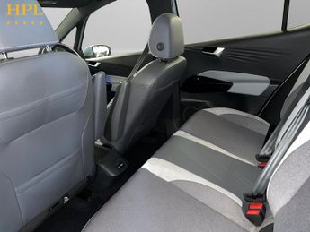 VOLKSWAGEN ID.3 Pro Performance 58kWh Style Hatchback 5dr Electric Auto (204 ps)