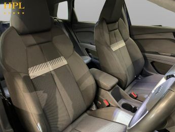 AUDI Q4 E-TRON 35 Sport SUV 5dr Electric Auto 55kWh (170 ps)