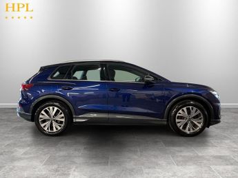 AUDI Q4 E-TRON 35 Sport SUV 5dr Electric Auto 55kWh (170 ps)