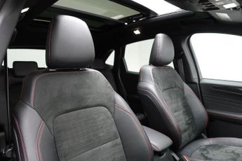 FORD KUGA 2.5 EcoBoost Duratec 14.4kWh ST-Line X SUV 5dr Petrol Plug-in Hy