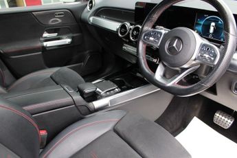 MERCEDES-BENZ GLB 1.3 GLB200 AMG Line SUV 5dr Petrol 7G-DCT Euro 6 (s/s) (163 ps)