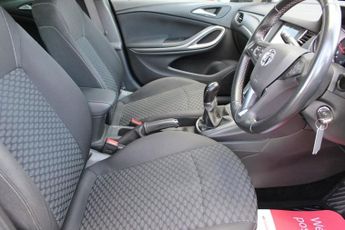 VAUXHALL ASTRA 1.5 Turbo D Business Edition Nav Hatchback 5dr Diesel Manual Eur