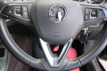 VAUXHALL ASTRA 1.5 Turbo D Business Edition Nav Hatchback 5dr Diesel Manual Eur