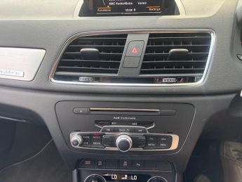AUDI Q3 2.0 TDI S line Plus SUV 5dr Diesel S Tronic quattro Euro 6 (s/s)