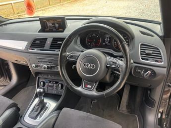 AUDI Q3 2.0 TDI S line Plus SUV 5dr Diesel S Tronic quattro Euro 6 (s/s)
