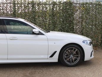 BMW 5 SERIES 2.0 520d M Sport Touring 5dr Diesel Auto Euro 6 (s/s) (190 ps)