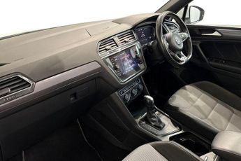 VOLKSWAGEN TIGUAN 2.0 TDI R-Line Tech SUV 5dr Diesel DSG Euro 6 (s/s) (150 ps)