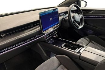 VOLKSWAGEN ID.7 Pro 77kWh Match Tourer 5dr Electric Auto (286 ps) Front / Rear P