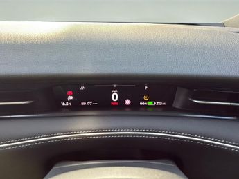 VOLKSWAGEN ID.7 Pro 77kWh Match Tourer 5dr Electric Auto (286 ps) Front / Rear P
