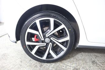 VOLKSWAGEN POLO 2.0 TSI GTI DSG Euro 6 (s/s) 5dr