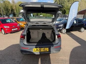 VOLKSWAGEN GOLF 1.5 eTSI MHEV Style Hatchback 5dr Petrol Hybrid DSG Euro 6 (s/s)