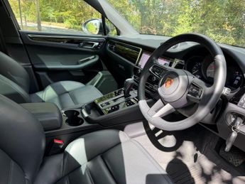 PORSCHE MACAN 2.9T V6 S SUV 5dr Petrol PDK 4WD Euro 6 (s/s) (380 ps)
