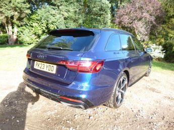AUDI A4 AVANT 2.0 TFSI 35 Black Edition Estate 5dr Petrol S Tronic Euro 6 (s/s