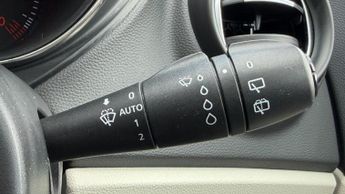RENAULT CAPTUR 1.5 dCi ENERGY GT Line SUV 5dr Diesel EDC Euro 6 (s/s) (90 ps)