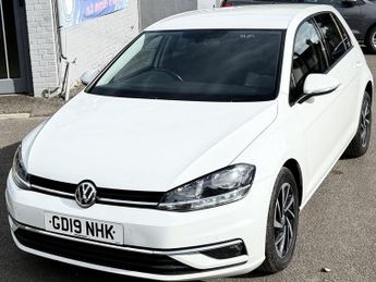 VOLKSWAGEN GOLF 1.6 TDI Match Hatchback 5dr Diesel DSG Euro 6 (s/s) (115 ps)
