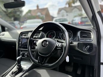 VOLKSWAGEN GOLF 1.6 TDI Match Hatchback 5dr Diesel DSG Euro 6 (s/s) (115 ps)