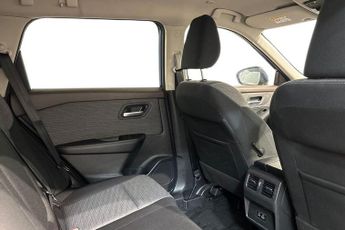 NISSAN X-TRAIL 1.5 DIG-T MHEV N-Connecta SUV 5dr Petrol Hybrid XTRON Euro 6 (s/