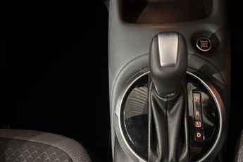NISSAN JUKE 1.0 DIG-T N-Connecta SUV 5dr Petrol DCT Auto Euro 6 (s/s) (114 p