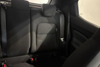 NISSAN JUKE 1.0 DIG-T N-Connecta SUV 5dr Petrol DCT Auto Euro 6 (s/s) (114 p