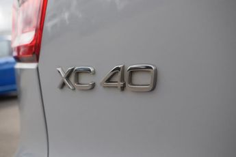 VOLVO XC40 1.5 T3 Inscription Pro SUV 5dr Petrol Auto Euro 6 (s/s) (163 ps)
