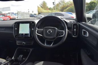 VOLVO XC40 Recharge 69kWh Core SUV 5dr Electric Auto (231 ps)
