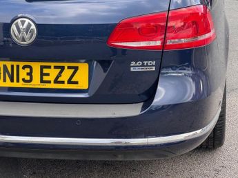 VOLKSWAGEN PASSAT 2.0 TDI BlueMotion Tech Sport Estate 5dr Diesel DSG Euro 5 (s/s)