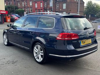 VOLKSWAGEN PASSAT 2.0 TDI BlueMotion Tech Sport Estate 5dr Diesel DSG Euro 5 (s/s)